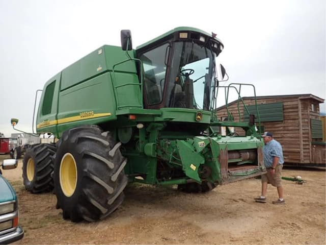Image of John Deere 9860 STS equipment image 2
