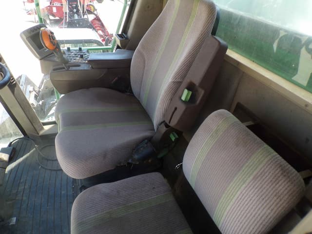 Image of John Deere 9870 STS equipment image 4