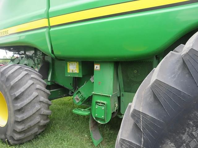 Image of John Deere 9870 STS equipment image 4