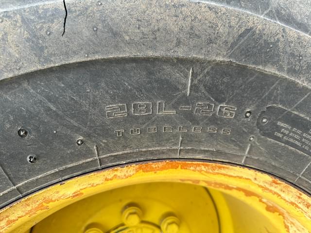 Image of John Deere 9870 STS equipment image 4