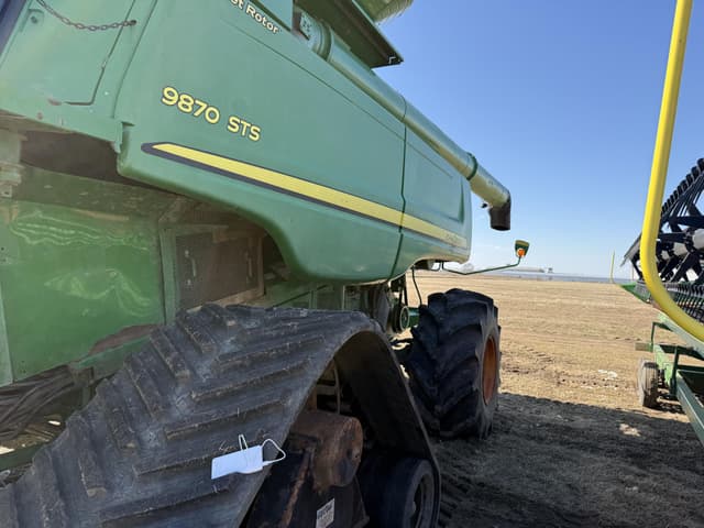 Image of John Deere 9870 STS equipment image 3