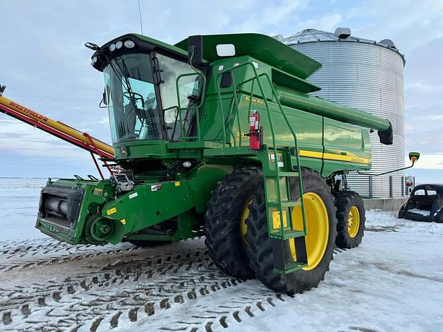 Image of John Deere 9870 STS equipment image 1