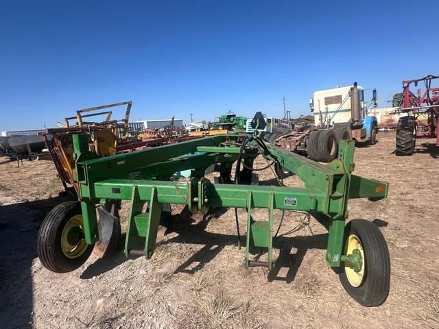 Image of John Deere 995 equipment image 1