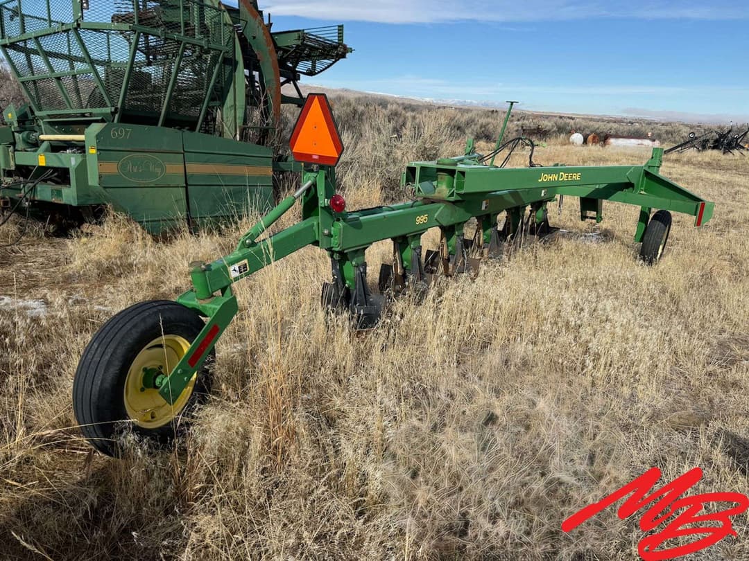 Image of John Deere 995 Primary image
