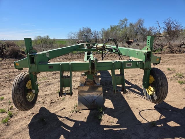 Image of John Deere 995 equipment image 1