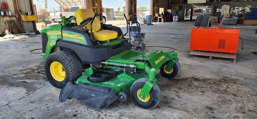 Main image John Deere 997