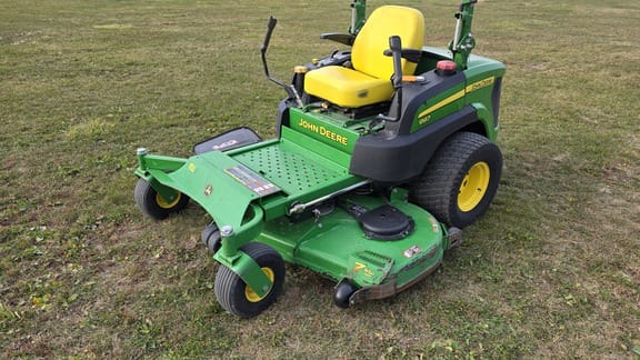 2014 John Deere 997 Equipment Image0