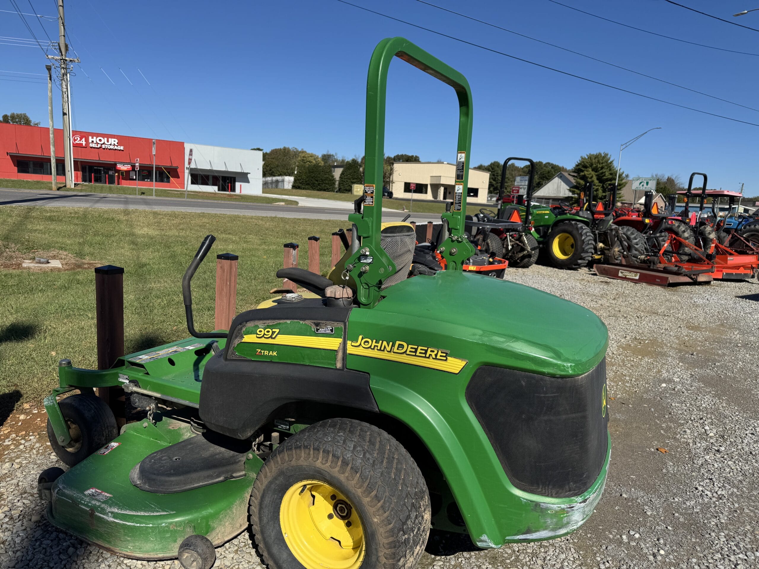 John Deere 997 Equipment Image0