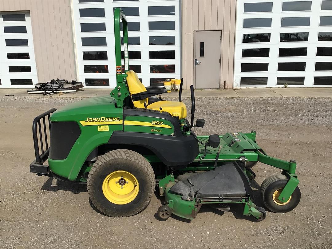 Image of John Deere 997 Primary image