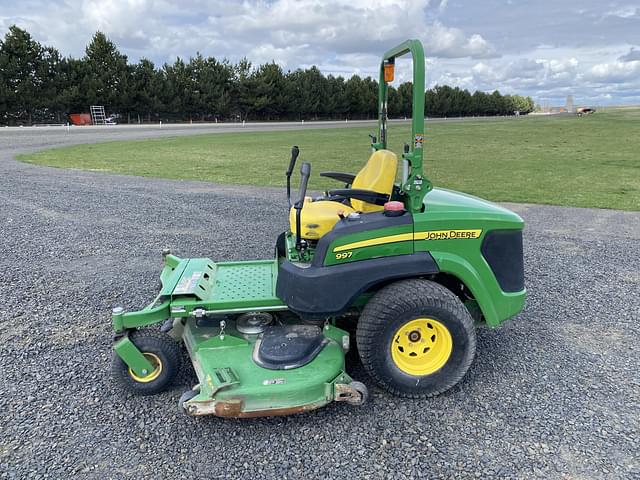 Image of John Deere 997 equipment image 1