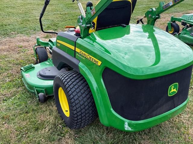 Image of John Deere 997 equipment image 3