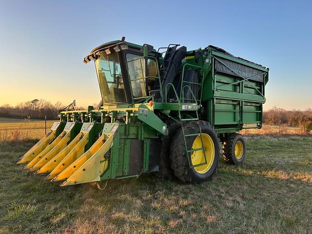 Image of John Deere 9970 equipment image 1