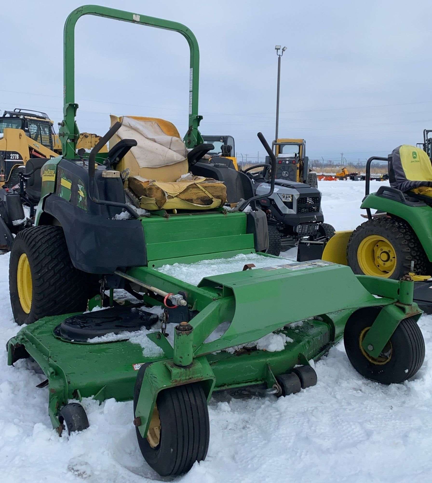 John Deere 997 Equipment Image0