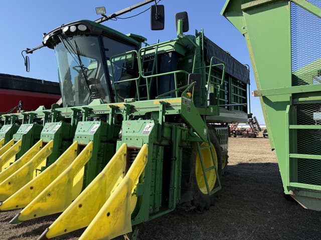 Image of John Deere 9996 equipment image 4