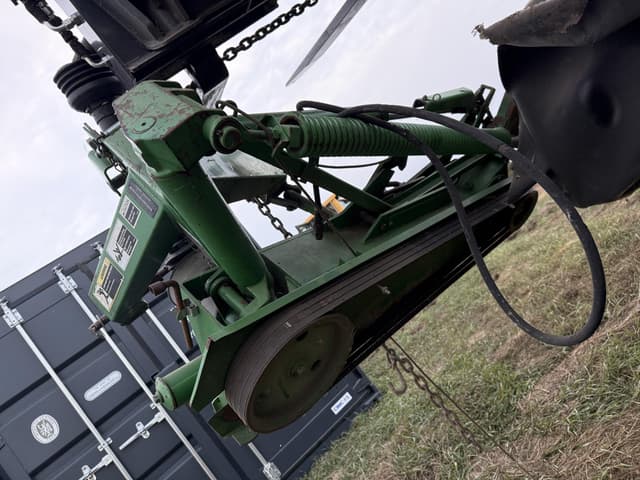 Image of John Deere 275 equipment image 1