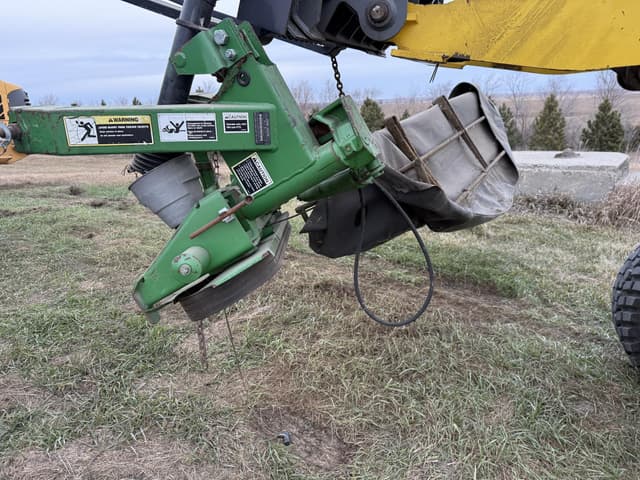 Image of John Deere 275 equipment image 2