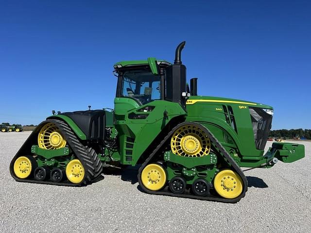 Image of John Deere 9RX 640 equipment image 3