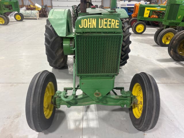 Image of John Deere A equipment image 2