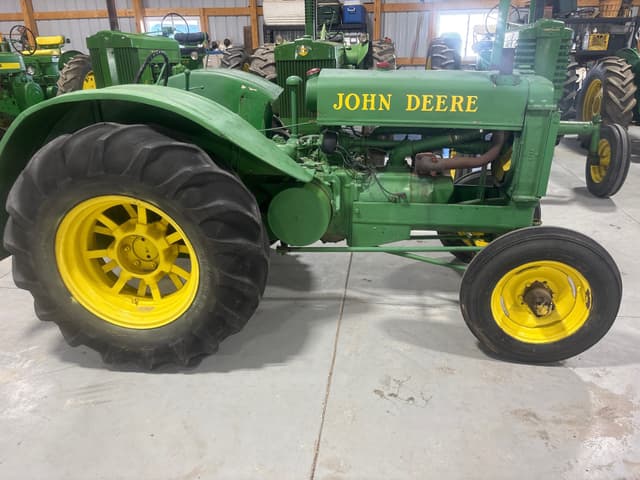 Image of John Deere A equipment image 1