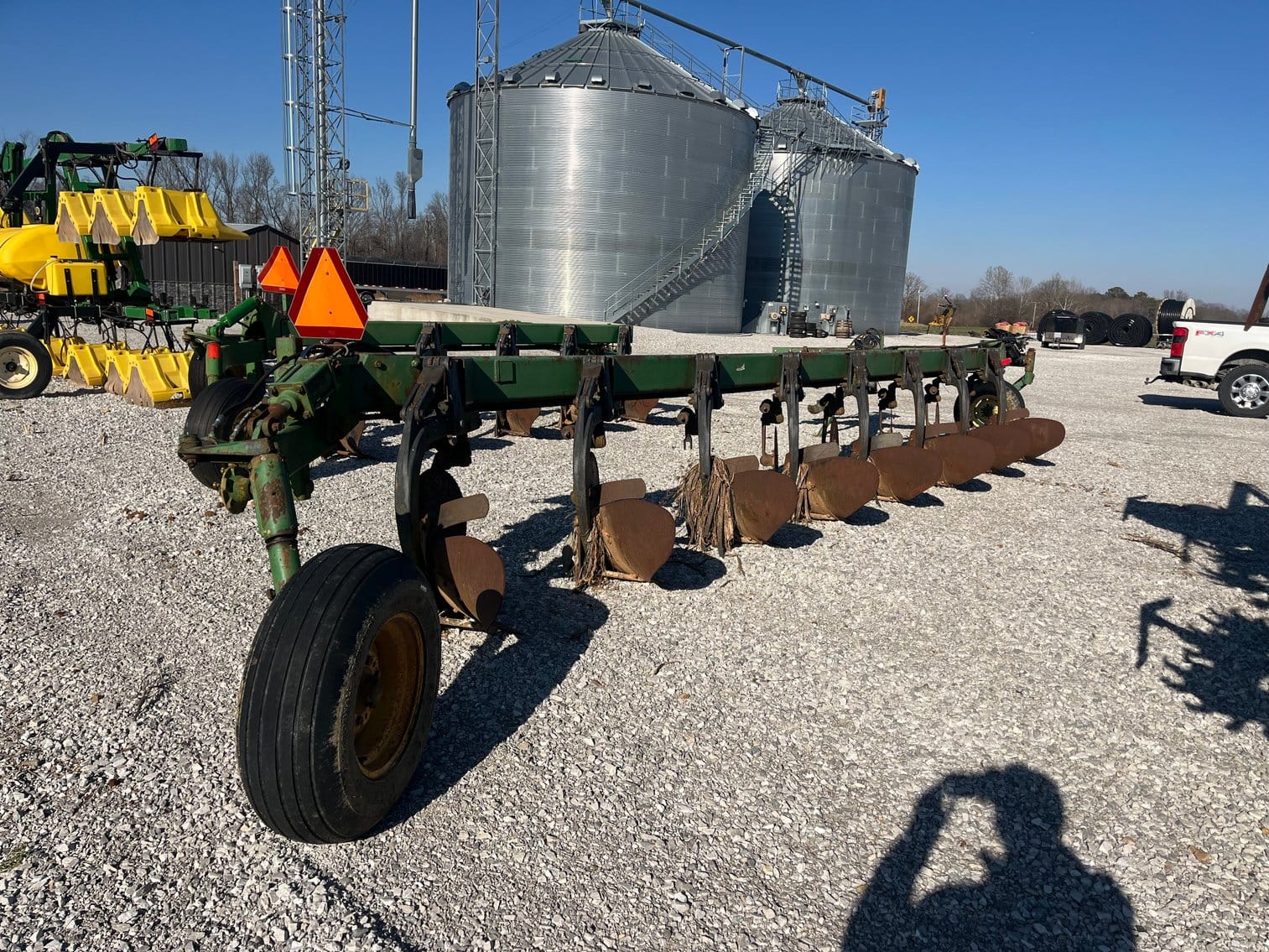 John Deere 2800 Equipment Image0