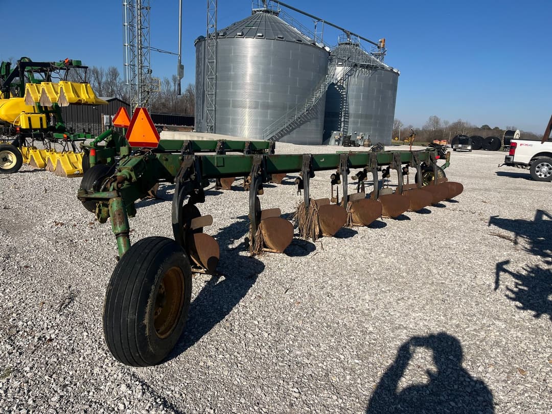 Image of John Deere 2800 Image 0