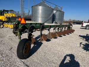 John Deere 2800 Image