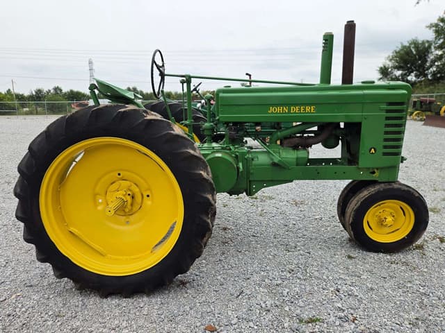 Image of John Deere A equipment image 3