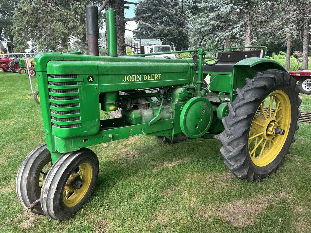 John Deere A Equipment Image0