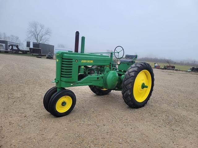 Image of John Deere A equipment image 4