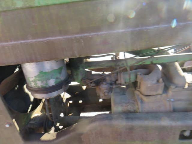 Image of John Deere A equipment image 3