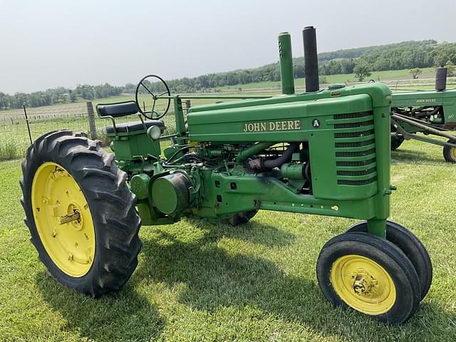 Image of John Deere A equipment image 3