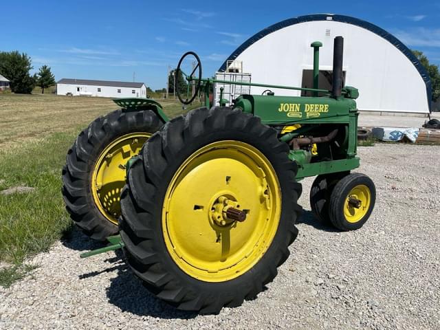 Image of John Deere A equipment image 4