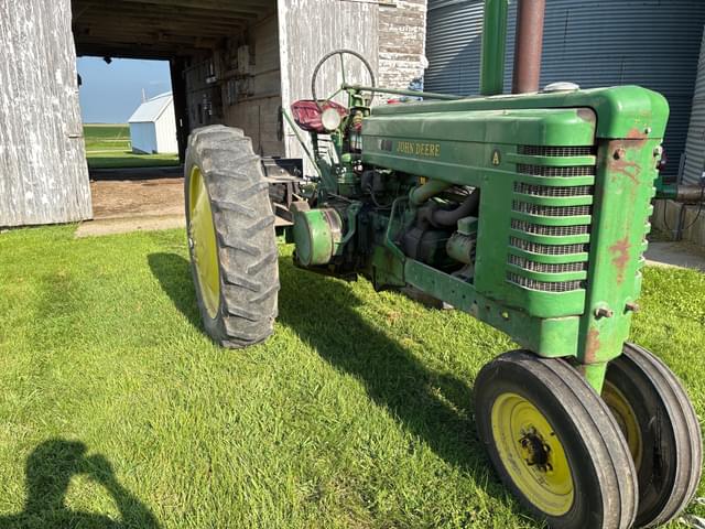 Image of John Deere A equipment image 1