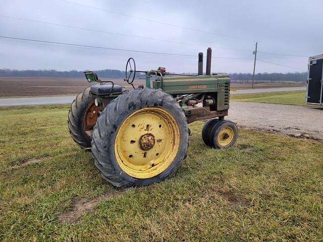 Image of John Deere A equipment image 4