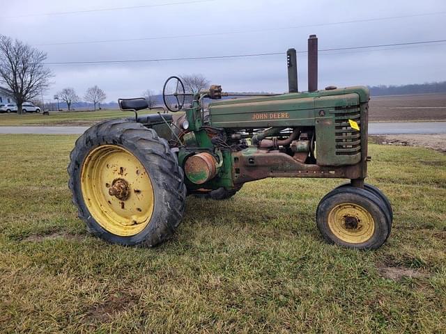 Image of John Deere A equipment image 1