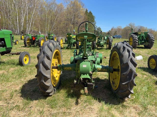 Image of John Deere A equipment image 3