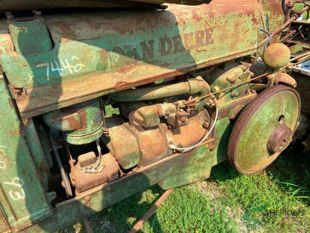 Image of John Deere A equipment image 3