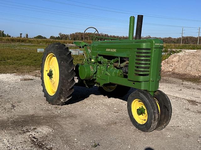 Image of John Deere A equipment image 1