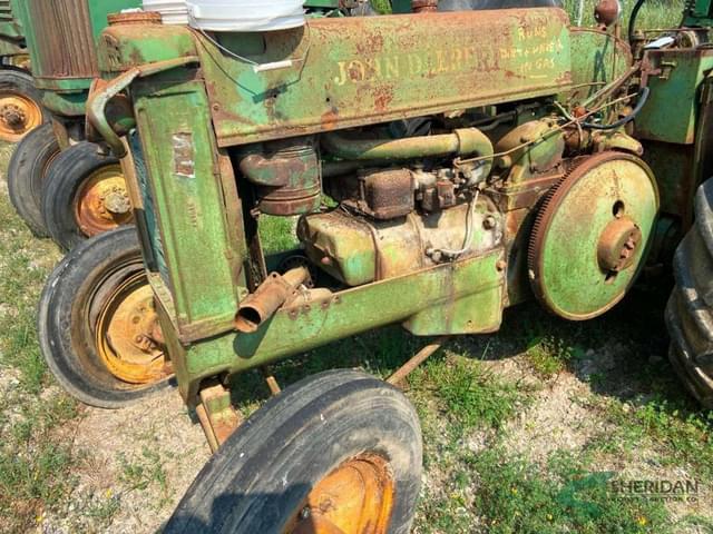 Image of John Deere A equipment image 2