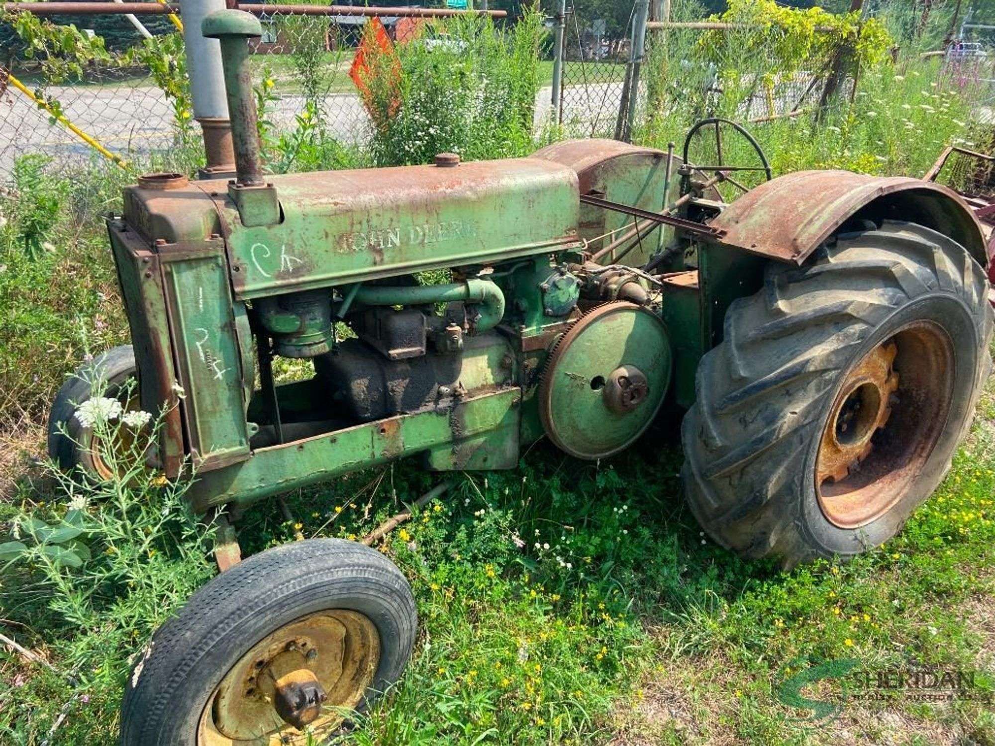 John Deere A Equipment Image0