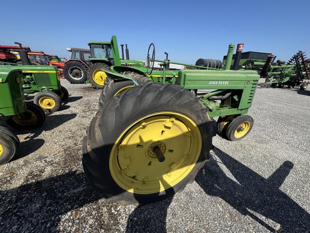 Image of John Deere A equipment image 3