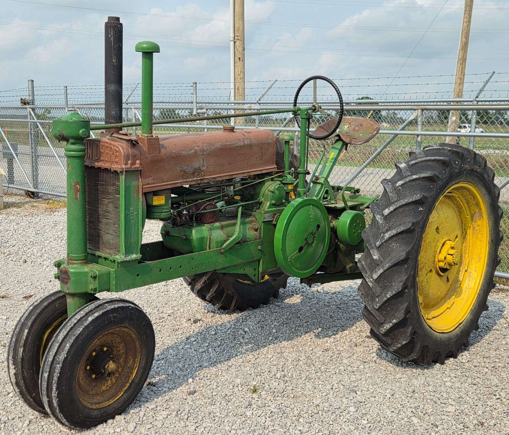 John Deere A Equipment Image0