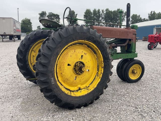 Image of John Deere A equipment image 3
