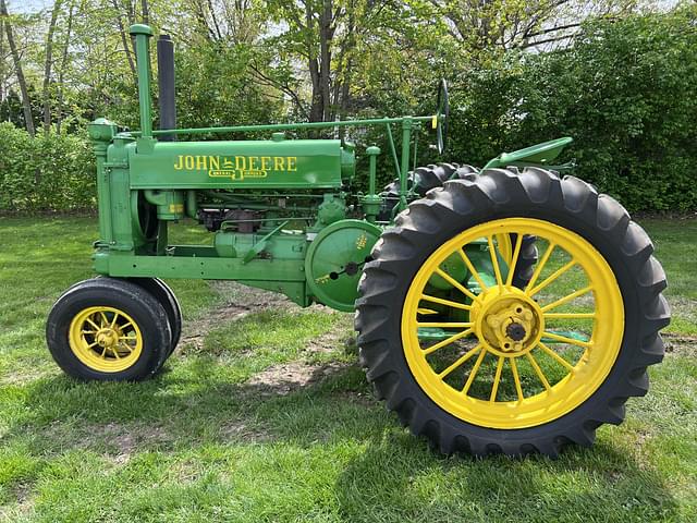 Image of John Deere A equipment image 1