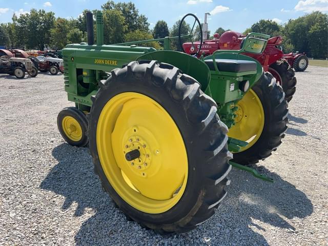 Image of John Deere A equipment image 4