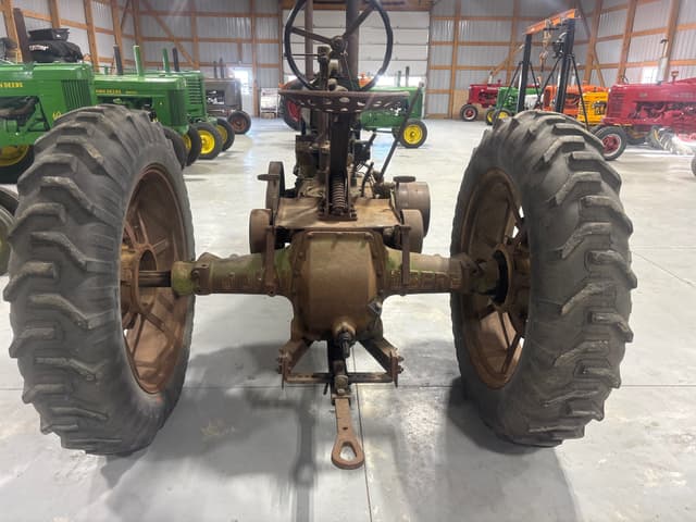 Image of John Deere A equipment image 3