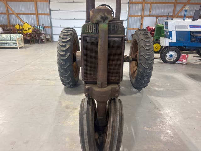 Image of John Deere A equipment image 2