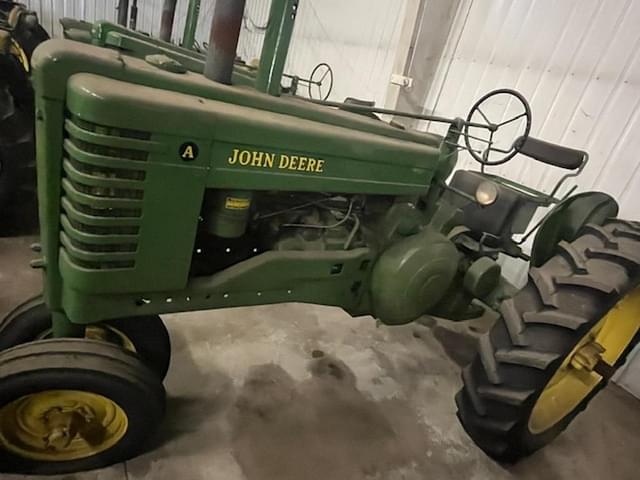 Image of John Deere A equipment image 2