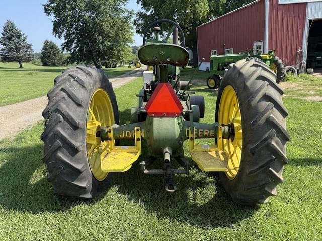 Image of John Deere A equipment image 4