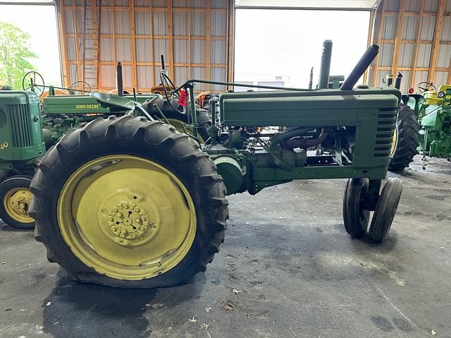 Image of John Deere A equipment image 4